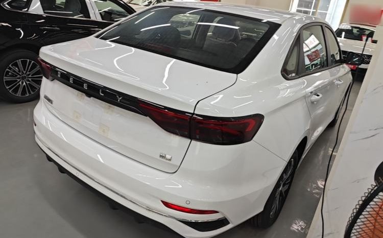 
								2026 Geely Auto Emgrand 4th Generation 4 Millionth Anniversary Edition 1.5L Manual Comfortable Edition – White full									