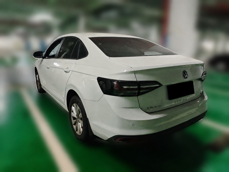 
								2021 Volkswagen Lavida 1.5L Automatic Comfort Edition – White full									