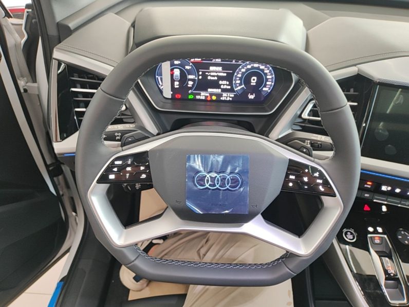 
								Audi Q4 e-tron 2024 40 e-tron Adventure Edition full									