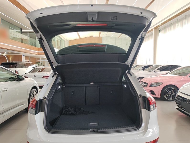 
								Audi Q4 e-tron 2024 40 e-tron Adventure Edition full									