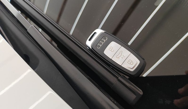 
								Audi Q4 e-tron 2024 40 e-tron Adventure Edition full									