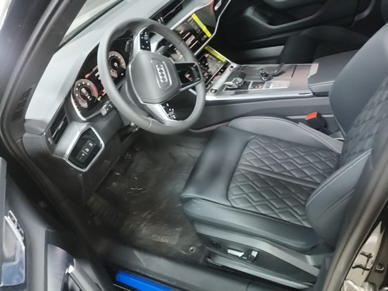 
								Audi A6L 2026 45 TFSI Prestige Dynamic Edition full									