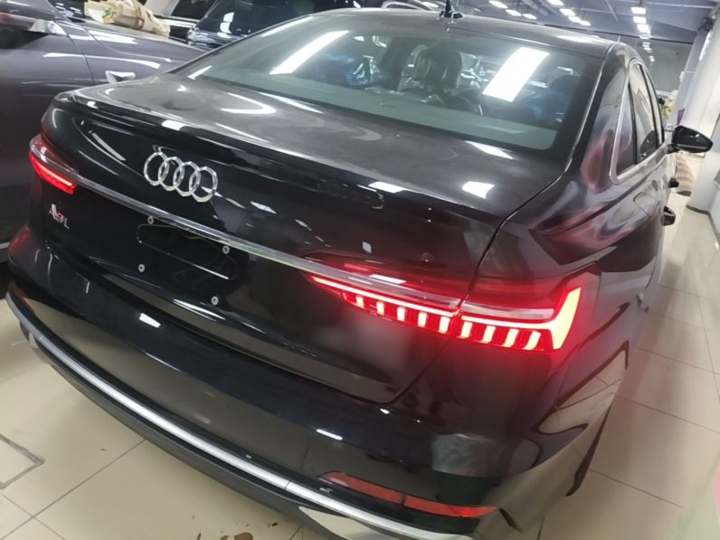 
								Audi A6L 2026 45 TFSI Prestige Dynamic Edition full									