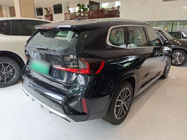 
								BMW iX1 2026 Model, eDrive25L X Design Package full									