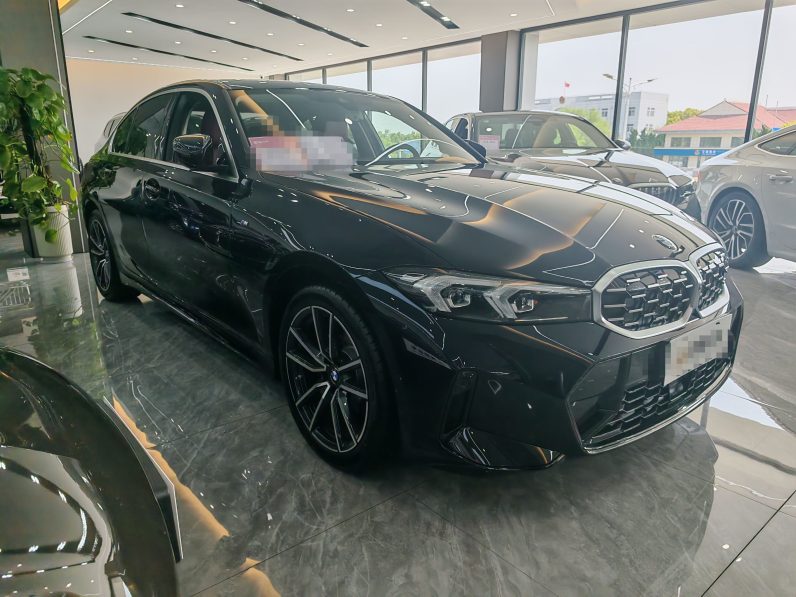 
								BMW 3 Series 2026 325i M Sport Package full									