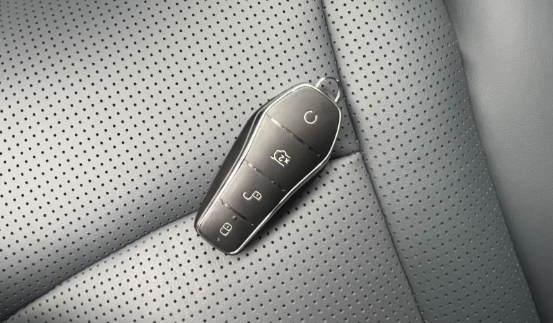
								BYD Sealion 07 DM-i 2025 150 Flagship+ Edition full									