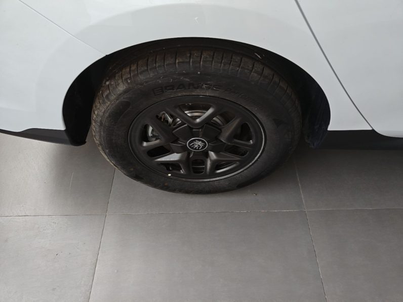 
								BYD Qin PLUS 2025 DM-i Smart Drive 55KM Leading Model full									