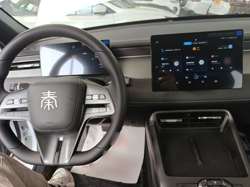 
								BYD Qin PLUS 2025 DM-i Smart Drive 55KM Leading Model full									