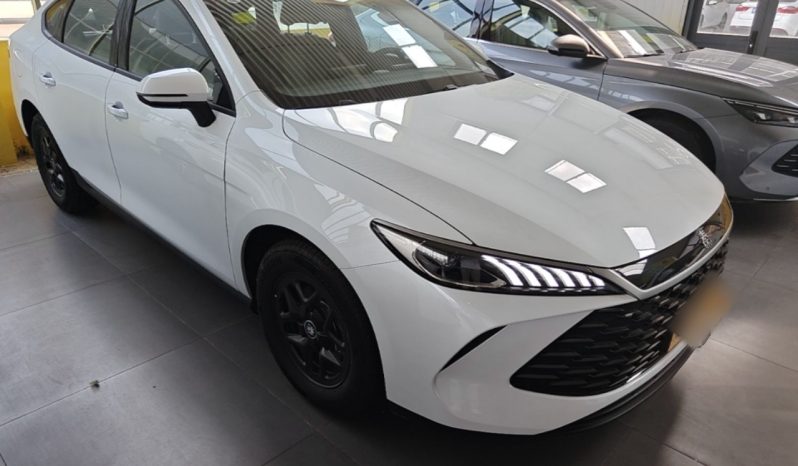 
								BYD Qin PLUS 2025 DM-i Smart Drive 55KM Leading Model full									