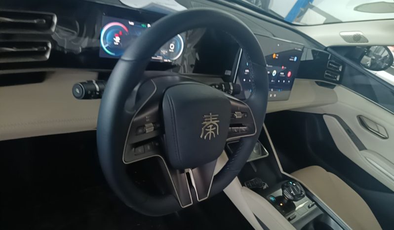 
								BYD Qin L 2024 DM-i 120KM Beyond Model full									