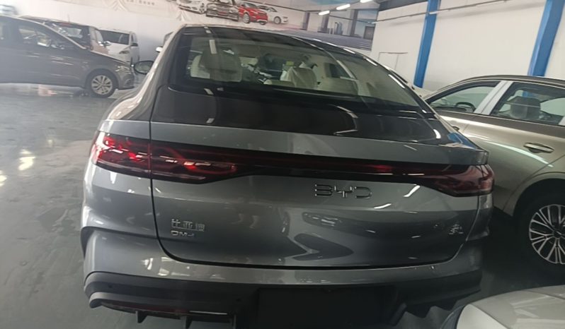 
								BYD Qin L 2024 DM-i 120KM Beyond Model full									