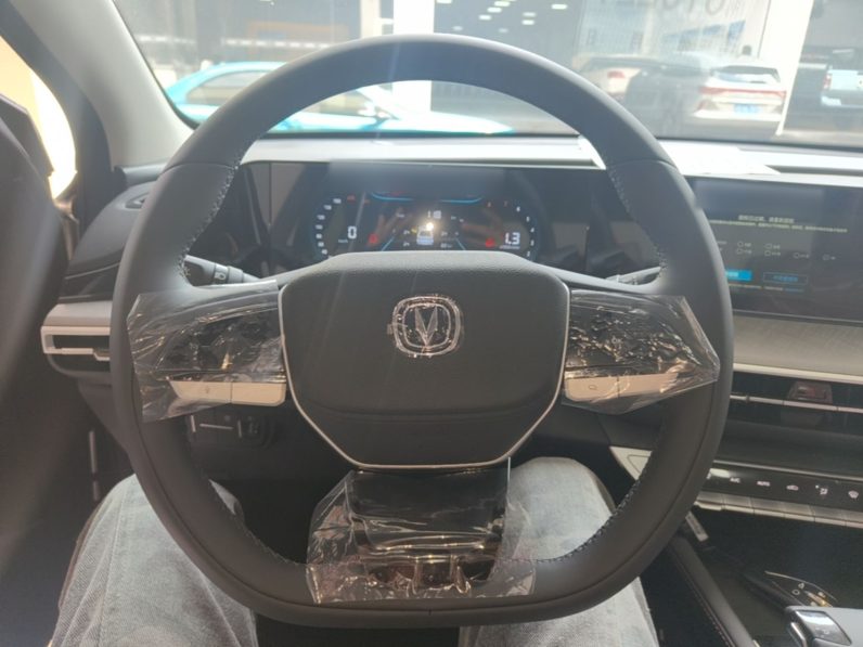 
								CHANGAN Eado 2025 PLUS 1.4T Dual-Clutch High-Energy Version full									