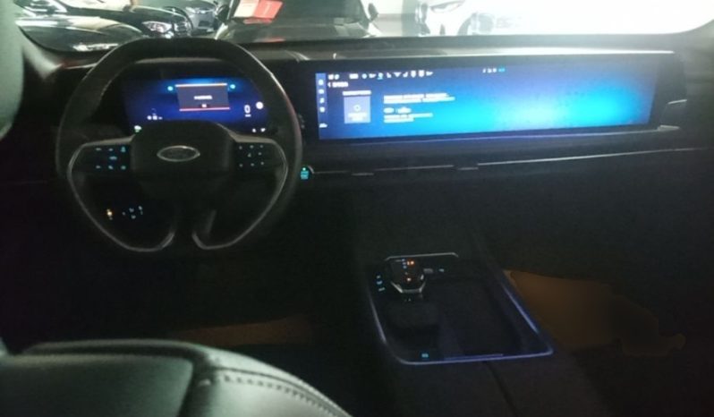 
								Ford Edge 2026 Model Explorer L 2.0T EcoBoost E Hybrid Two-Wheel Drive Seven-Seat Luxury full									