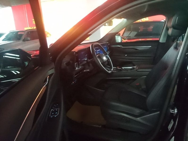 
								Ford Edge 2026 Model Explorer L 2.0T EcoBoost E Hybrid Two-Wheel Drive Seven-Seat Luxury full									