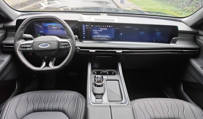 
								Ford Edge 2026 Model Explorer L 2.0T EcoBoost E Hybrid Two-Wheel Drive Seven-Seat Luxury full									