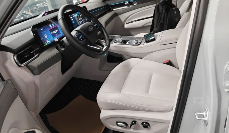 
								Ford Equator New Energy 2025 Luxury Edition full									