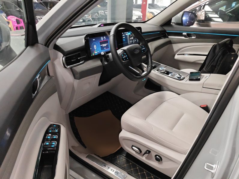 
								Ford Equator New Energy 2025 Luxury Edition full									