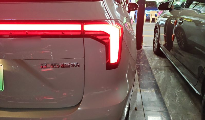 
								Ford Equator New Energy 2025 Luxury Edition full									