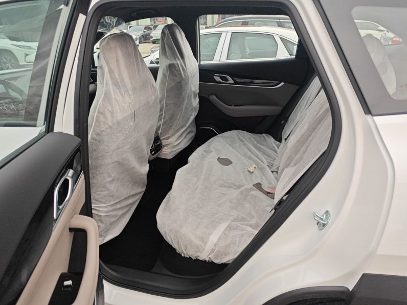 
								Geely Auto FX11 2025 4th Generation 1.5TD DCT – The Start full									