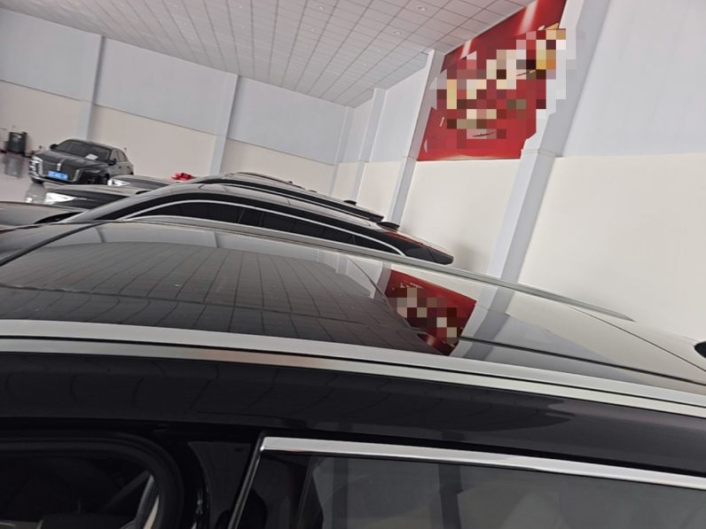 
								Hongqi HS7 PHEV 2024 2.0T PHEV Four-Wheel Drive Flagship Edition 6 Seats full									