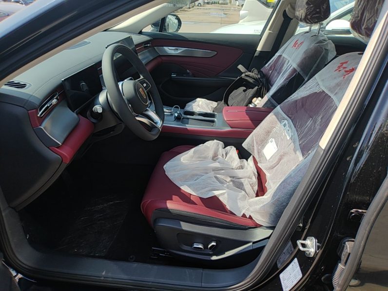 
								Hongqi H5 2026 Model 1.5T DCT Qi Yun Pro Edition full									