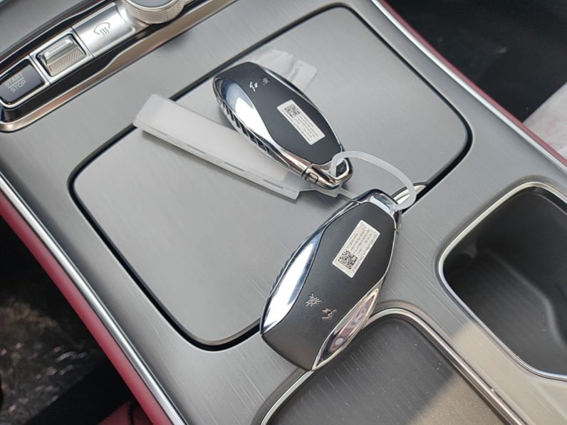 
								Hongqi H5 2026 Model 1.5T DCT Qi Yun Pro Edition full									