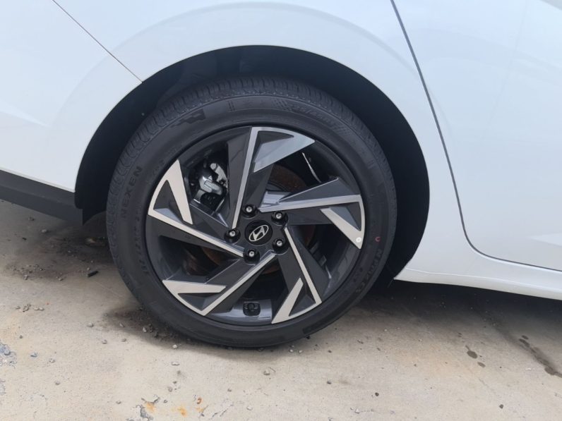 
								Hyundai Elantra 2026 Model 1.5L CVT GLX Elite Edition full									