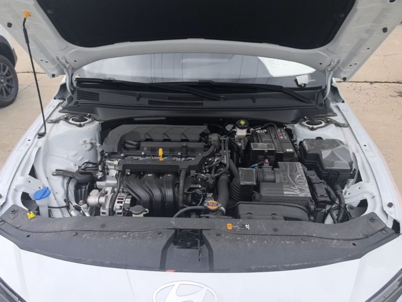 
								Hyundai Elantra 2026 Model 1.5L CVT GLX Elite Edition full									