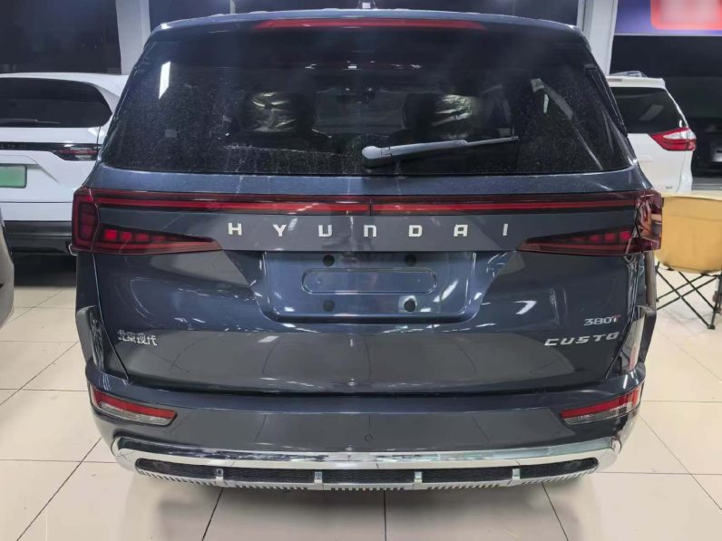 
								Hyundai Custo 2024 380TGDi TOP Premium SmartCare Flagship Edition full									