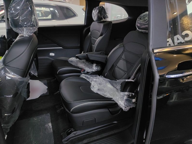 
								Hyundai Custo 2024 270TGDi LUX Prestige Edition full									