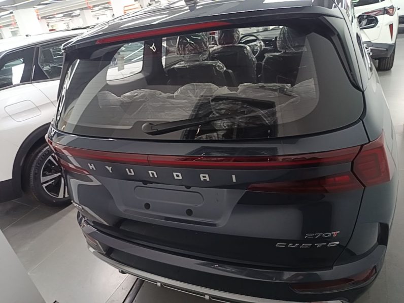 
								Hyundai Custo 2024 270TGDi LUX Prestige Edition full									