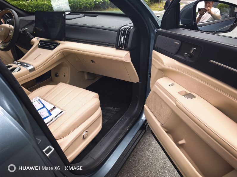 
								JETOUR X70L 2026 Model—1.5TD Dual-Clutch Luxury, 7-seater full									
