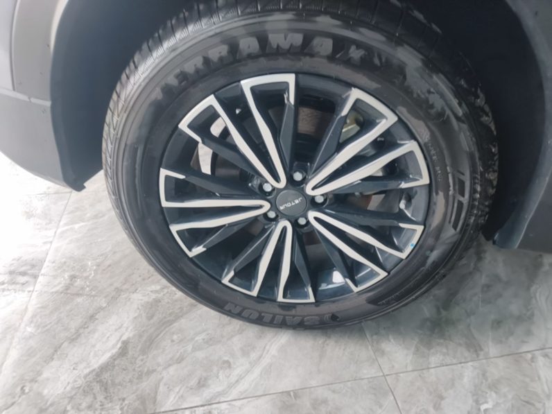 
								JETOUR X70 PLUS 2026 Model Champion Edition 1.5T DCT Comfort 7-seater full									