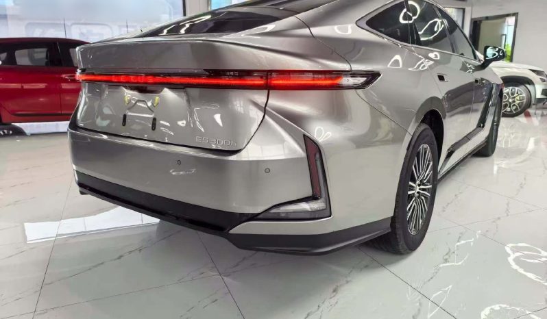 
								Lexus ES 2026 Model 300h Base Version full									