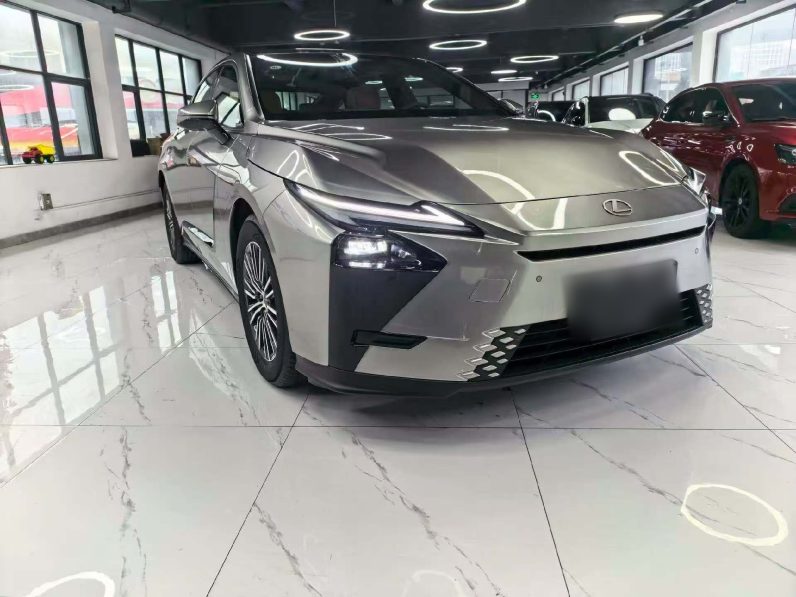 
								Lexus ES 2026 Model 300h Base Version full									