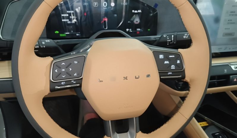 
								Lexus ES 2026 Model 300h Base Version full									