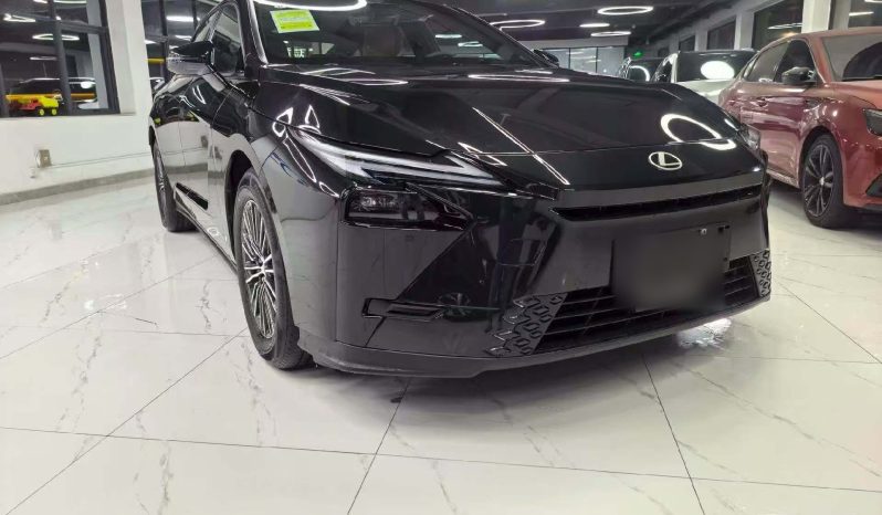 
								Lexus ES 2026 Model 300h Base Version full									