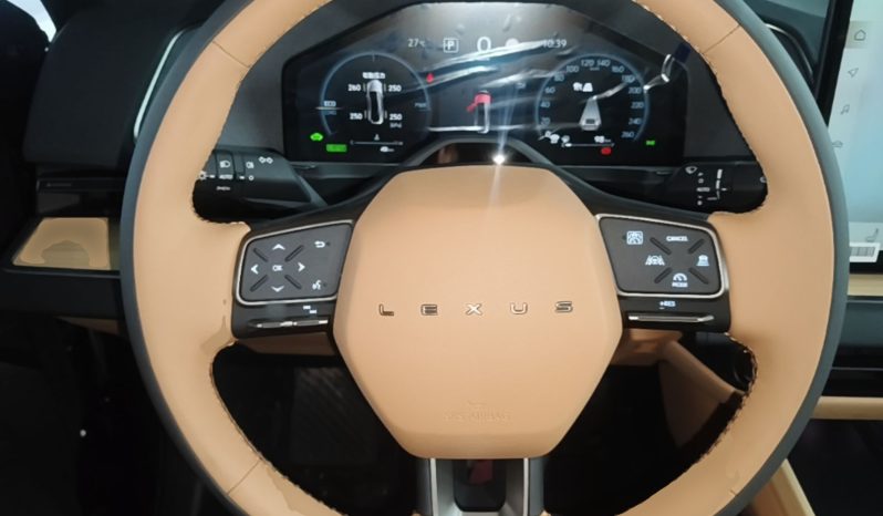 
								Lexus ES 2026 Model 300h Base Version full									