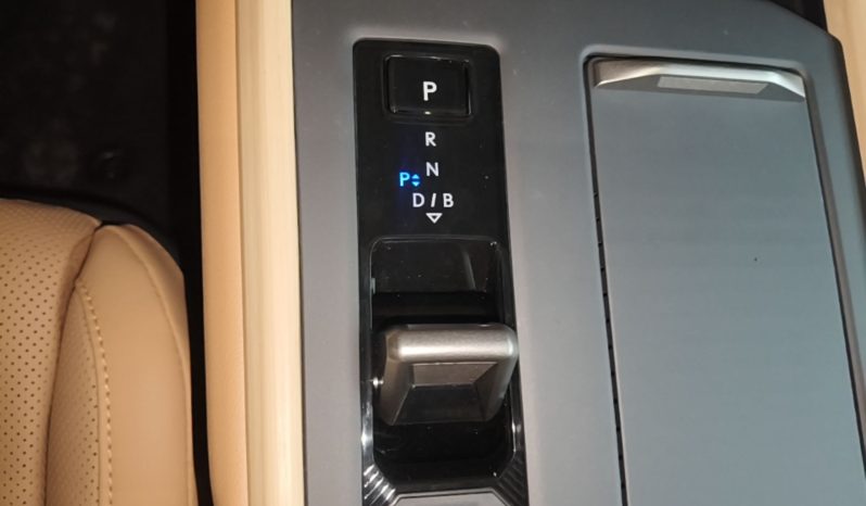 
								Lexus ES 2026 Model 300h Base Version full									
