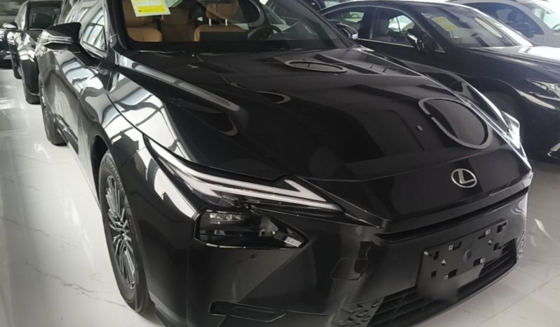 
								Lexus ES 2026 Model 300h Base Version full									