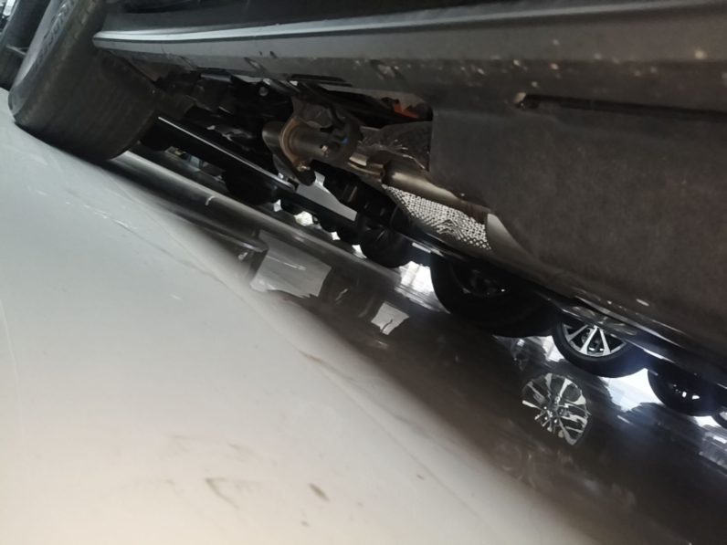 
								Lexus ES 2026 Model 300h Base Version full									