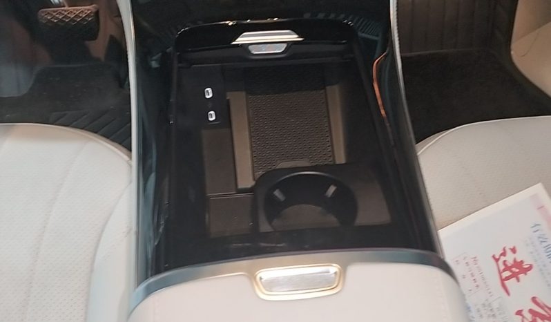 
								Mercedes-Benz EQE SUV 2023 500 4MATIC Special Edition full									