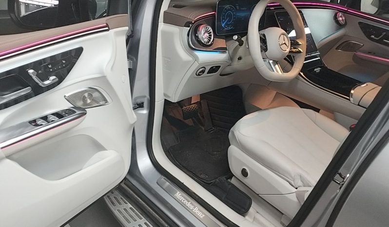 
								Mercedes-Benz EQE SUV 2023 500 4MATIC Special Edition full									