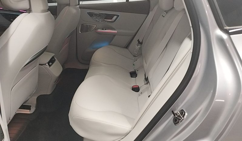 
								Mercedes-Benz EQE SUV 2023 500 4MATIC Special Edition full									