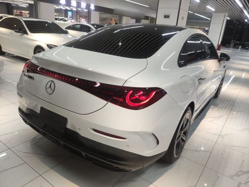 
								Mercedes-Benz CLA Electric 2025 300L Ultra-Long Range Smart Edition full									