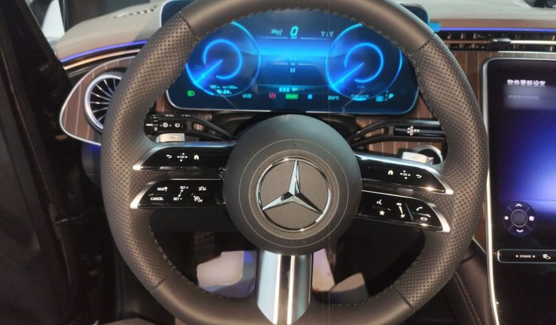 
								Mercedes-Benz EQE SUV 2024 500 4MATIC Pioneer Edition full									
