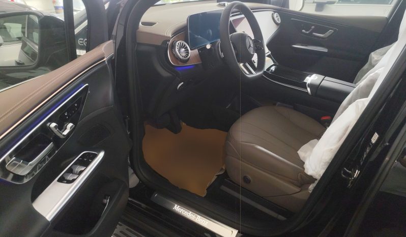 
								Mercedes-Benz EQE SUV 2024 500 4MATIC Pioneer Edition full									