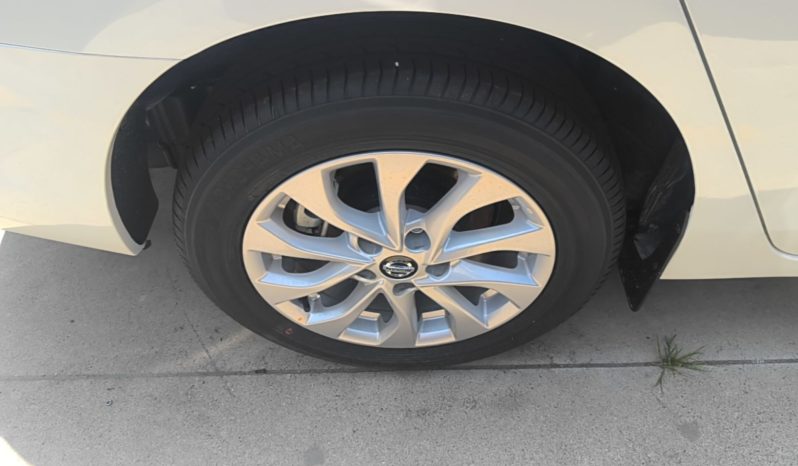 
								Nissan Sylphy 2024 Facelifted Three Classic 1.6XE CVT Comfort Edition full									