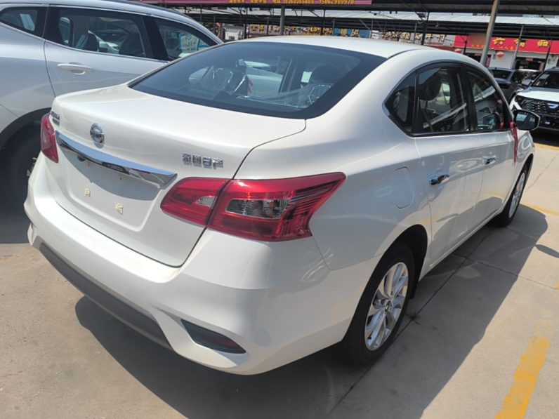
								Nissan Sylphy 2024 Facelifted Three Classic 1.6XE CVT Comfort Edition full									