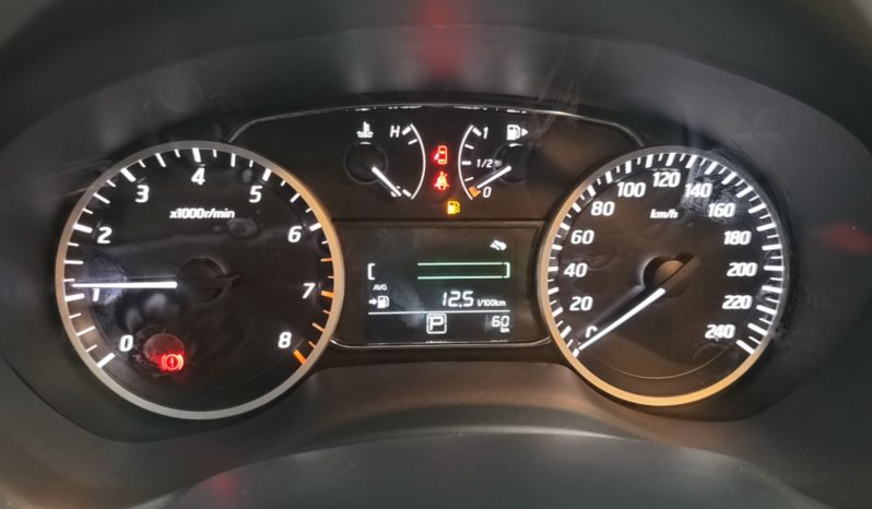
								Nissan Sylphy 2024 Facelifted Three Classic 1.6XE CVT Comfort Edition full									